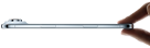 إصبعا الإبهام والسبابة يمسكان بجهاز iPhone Air، الجزء الجانبي الخارجي، لون أزرق سماوي، تصميم نحيف للغاية